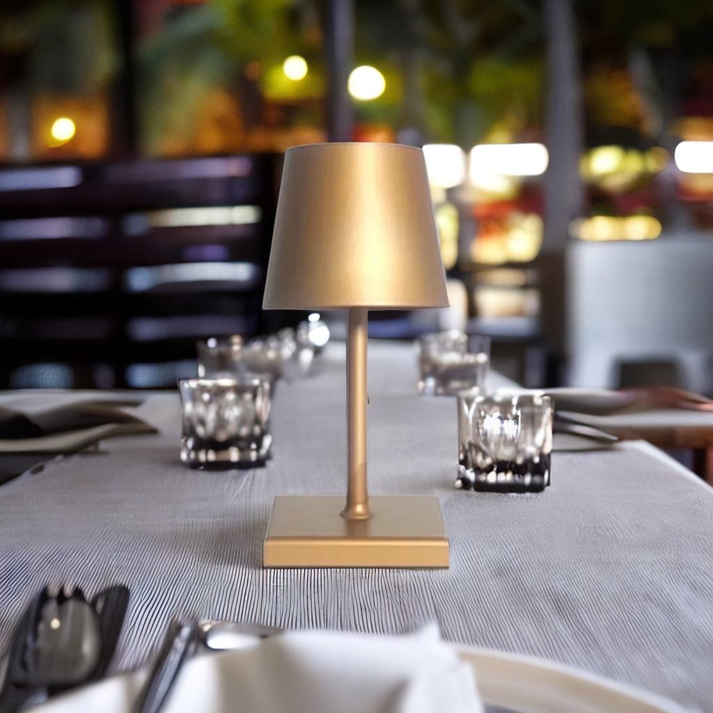 Illumia - Cordless Modern Table Lamp
