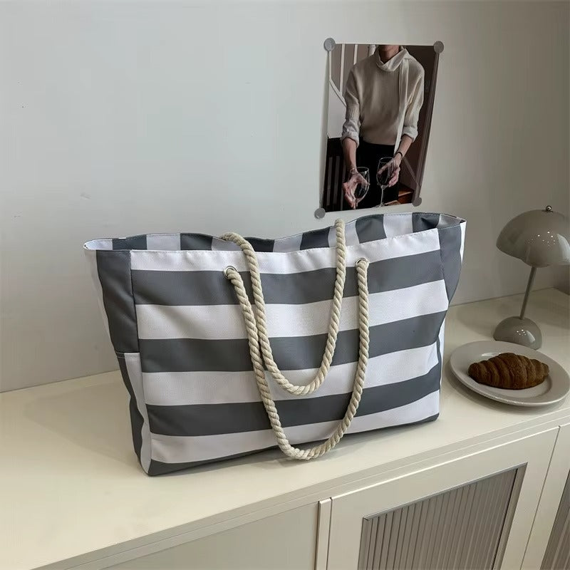 Breezy Beach Tote | Waterproof, Large Capacity, Sand-Resistant 3