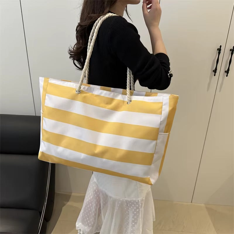 Breezy Beach Tote | Waterproof, Large Capacity, Sand-Resistant 4