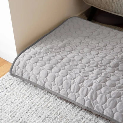 Chillova - Self-Cooling Quilted Dog Crate Mat