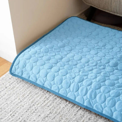 Chillova - Self-Cooling Quilted Dog Crate Mat