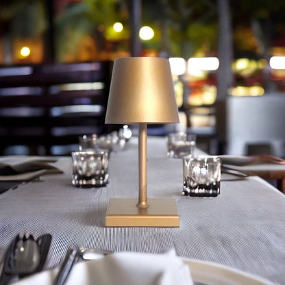 Illumia - Cordless Modern Table Lamp