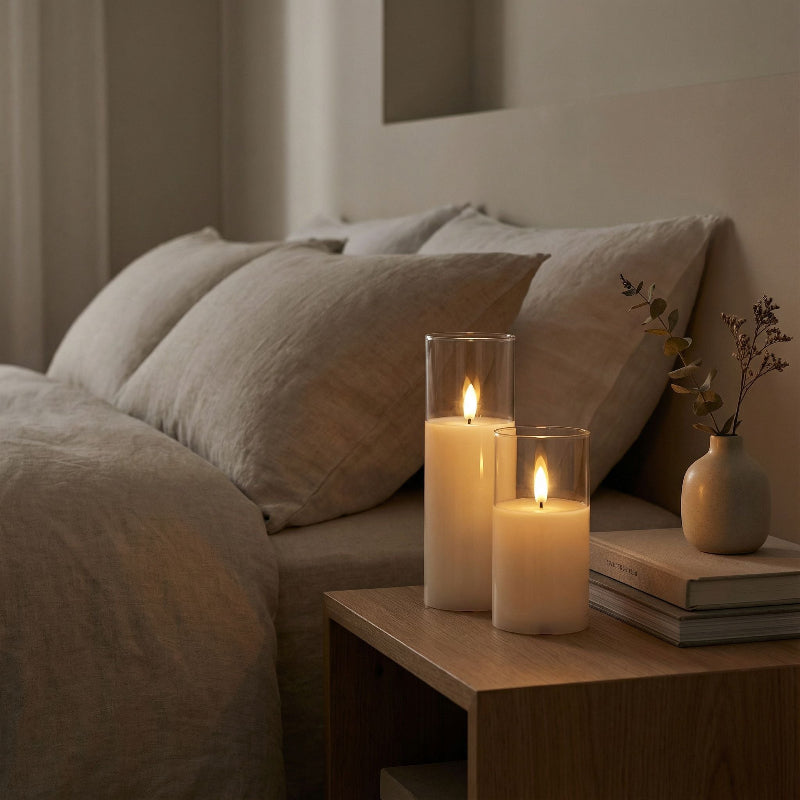 LumaGlow - Cylindrical Flameless Flickering Candles