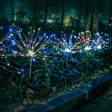 Luminaura - Solar Garden Light
