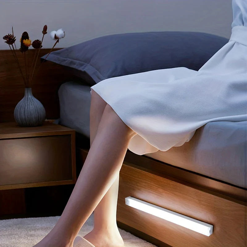 Luminix - Slim Rechargeable LED Light Bar