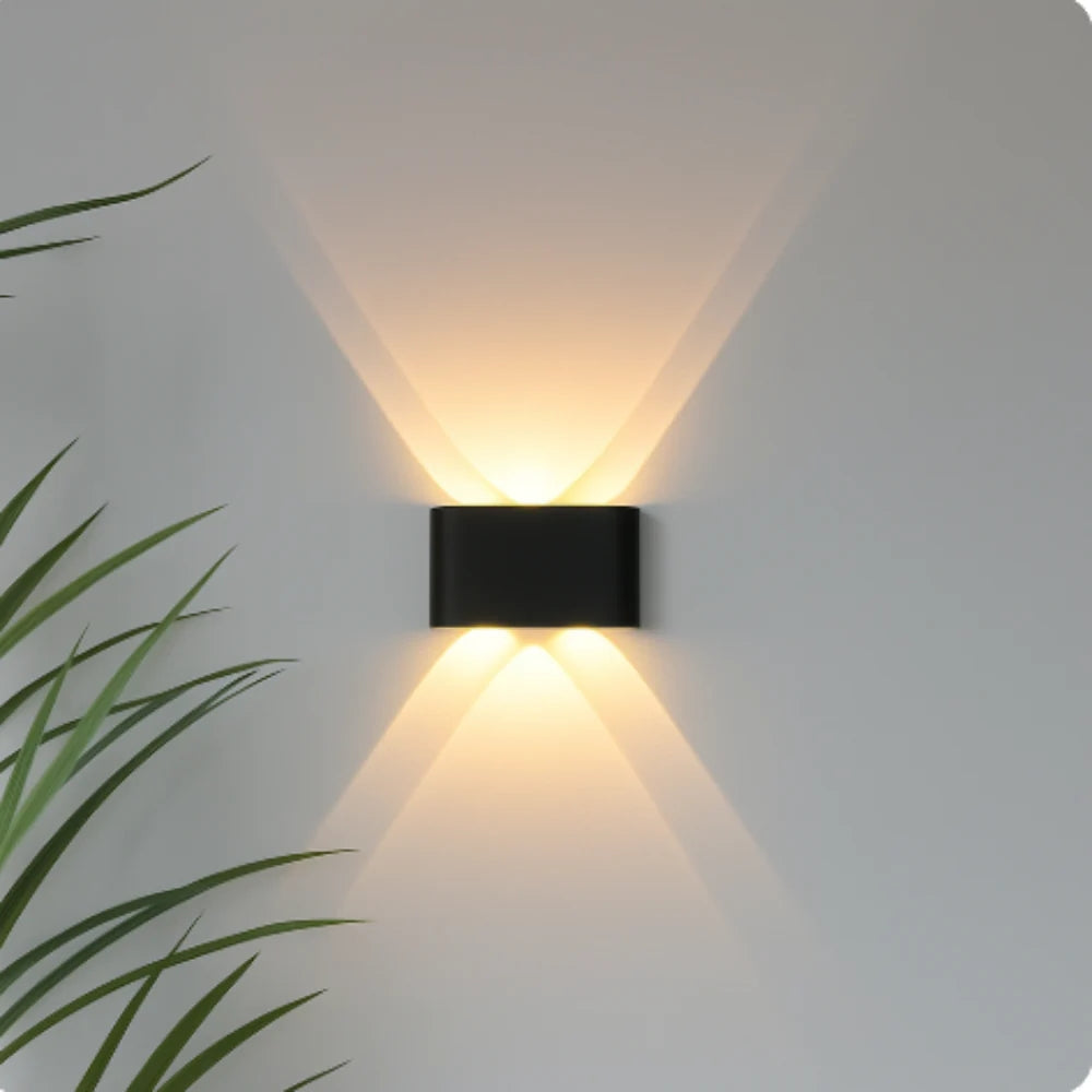 Lumioza - Modern Up And Down Wall Light