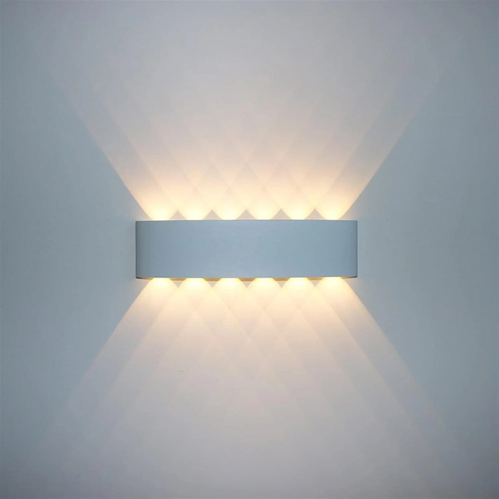 Lumioza - Modern Up And Down Wall Light