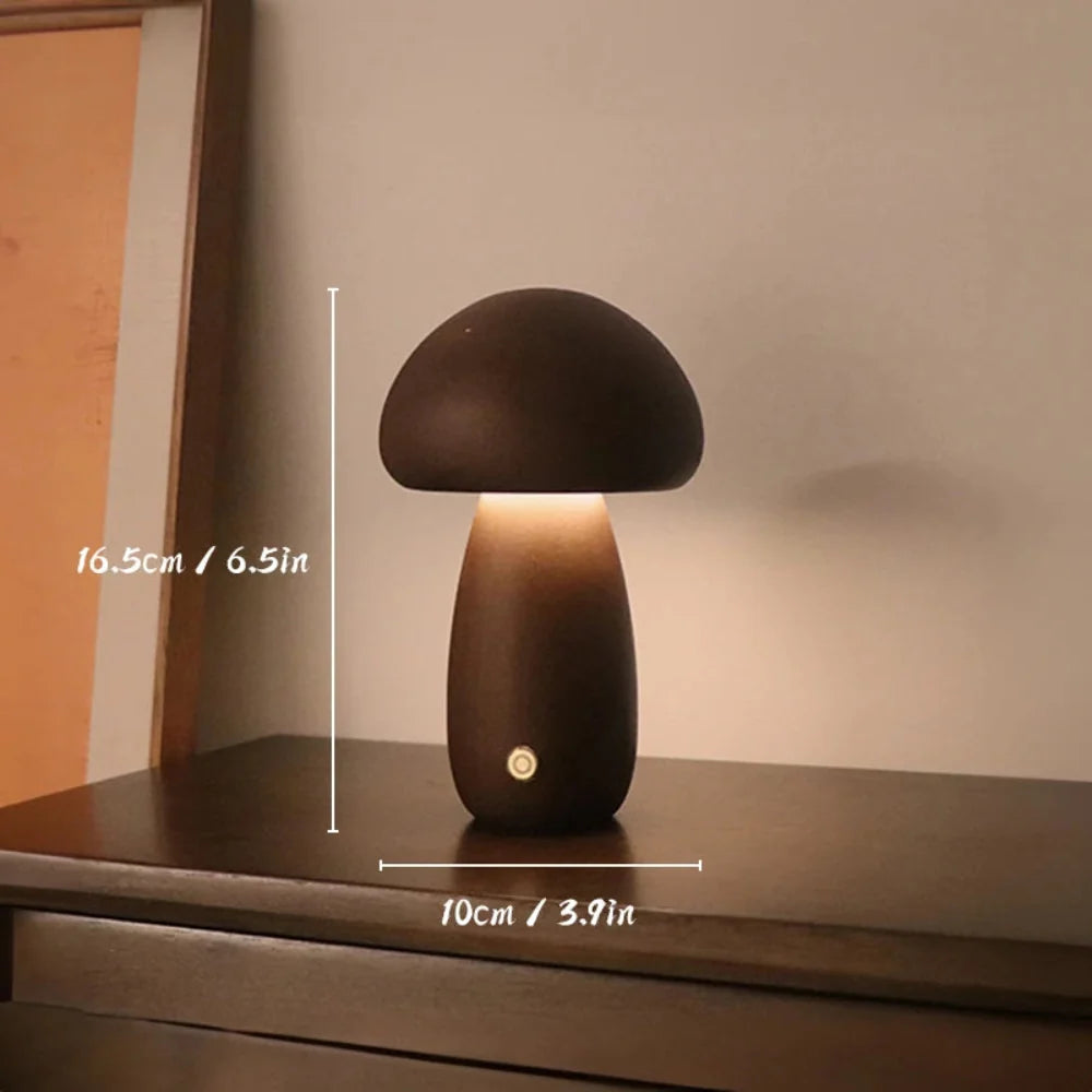 Lumishroom - Mushroom-Shaped Table Lamp