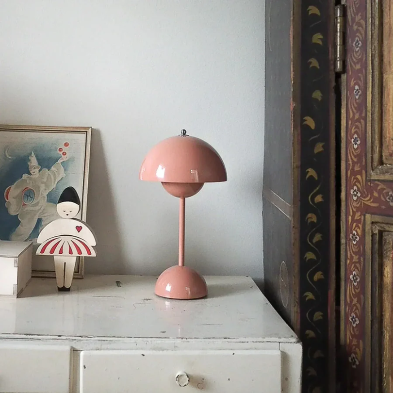 Modulume - Modernist Touch-Controlled LED Table Lamp