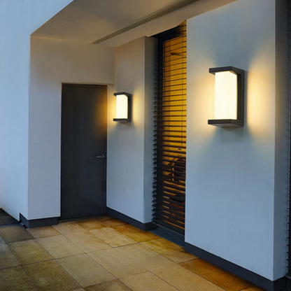 Mova Outdoor Wall Light featuring a motion sensor and energy-efficient LED technology, perfect for enhancing home security and energy savings. 2