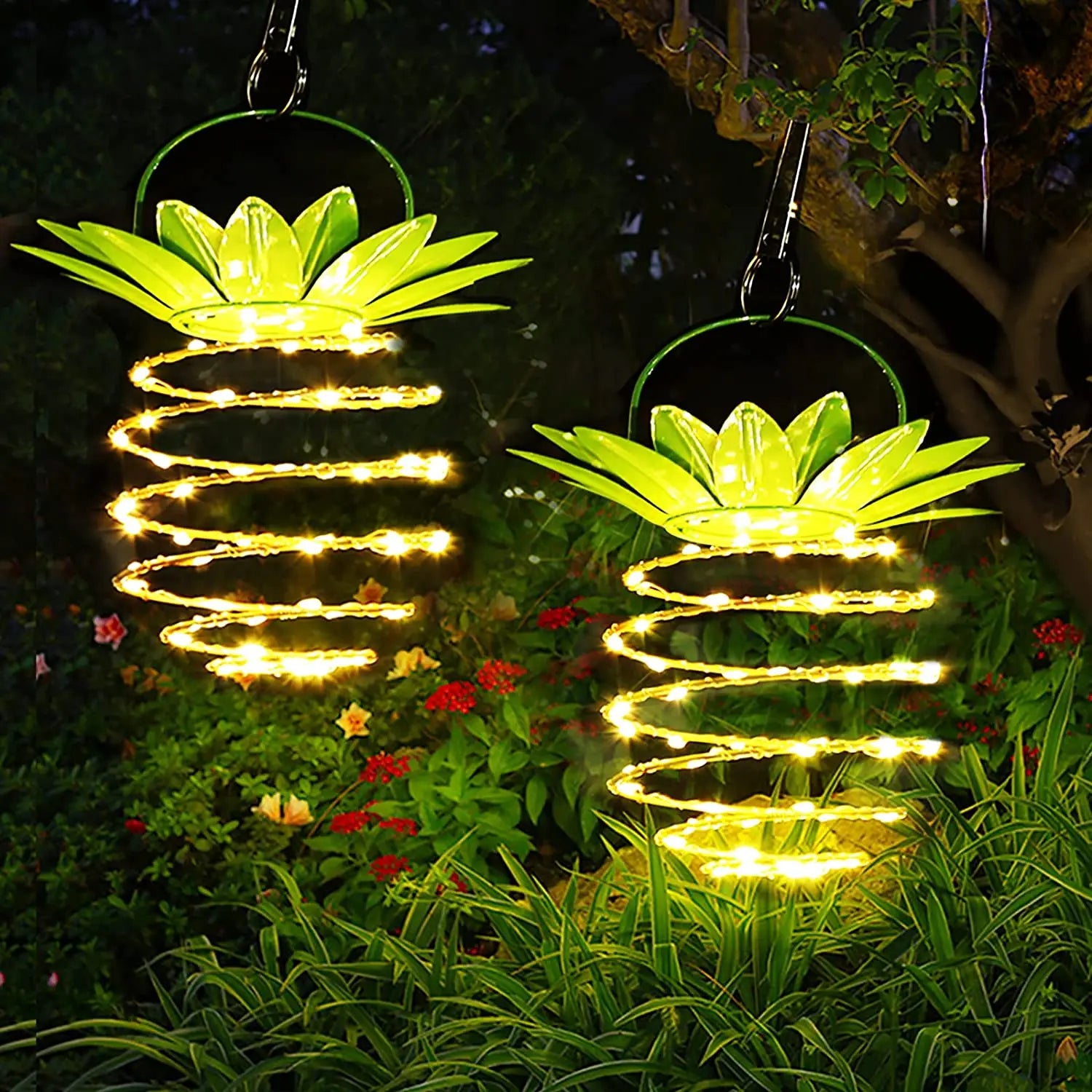 PineGlow - Hanging Solar Light