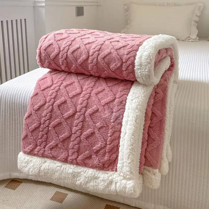 Snugglia - Thick Double-Sided Throw Blanket