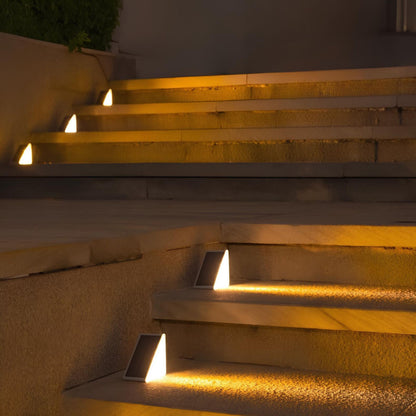Solaire LED Step Lights | Solar Powered, Weather Resistant Outdoor Lighting 6
