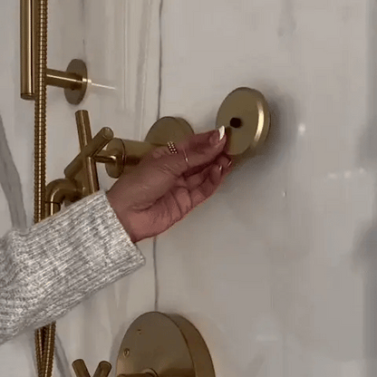 SuctioHook - Tool-Free Suction Towel Hook