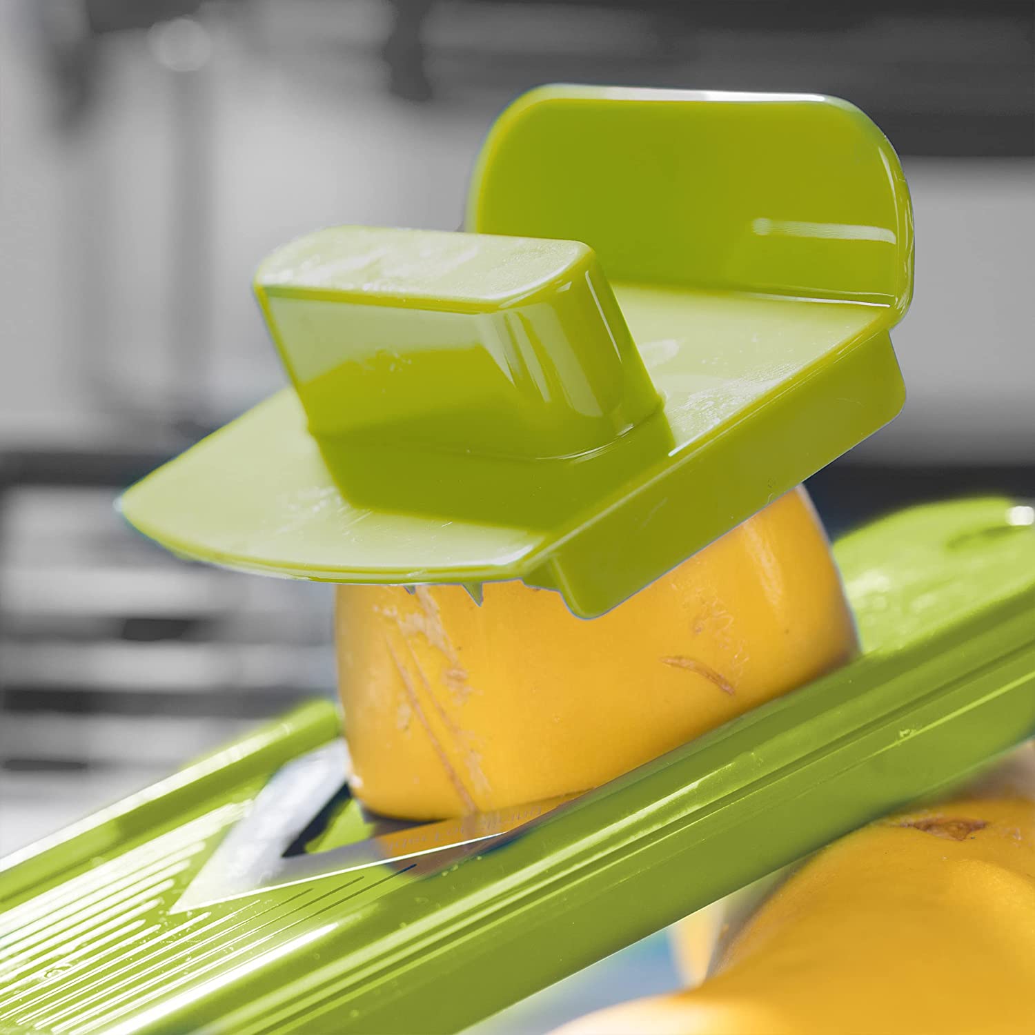 Veggify - 12-In-1 Interchangeable Blade Vegetable Slicer