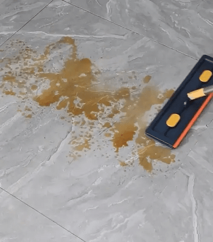 Wringura - Self Wringing Flat Mop